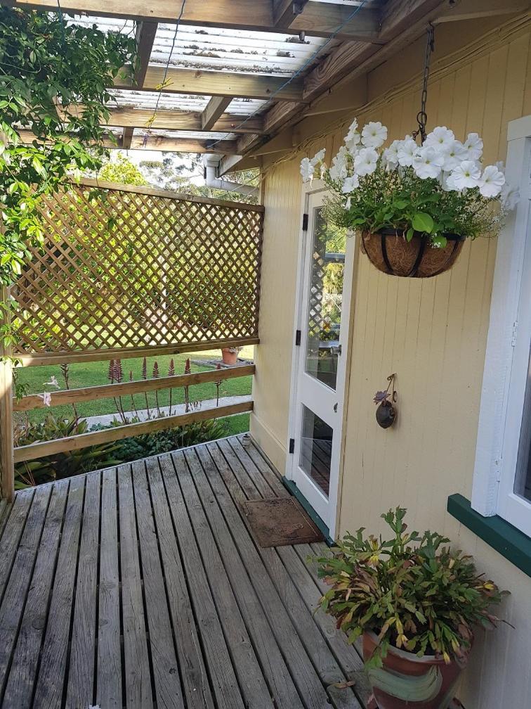Rose Cottage Tryphena Zewnętrze zdjęcie